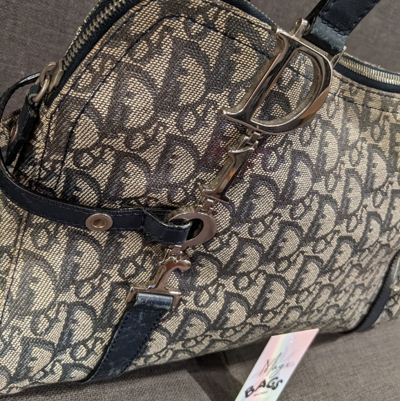 DIOR Diorissimo Trotter Charm Bag - Picture 4 of 14